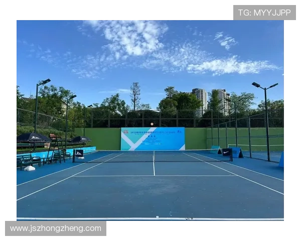 成都网球队实力引发热议网球界对其表现的争论与期待